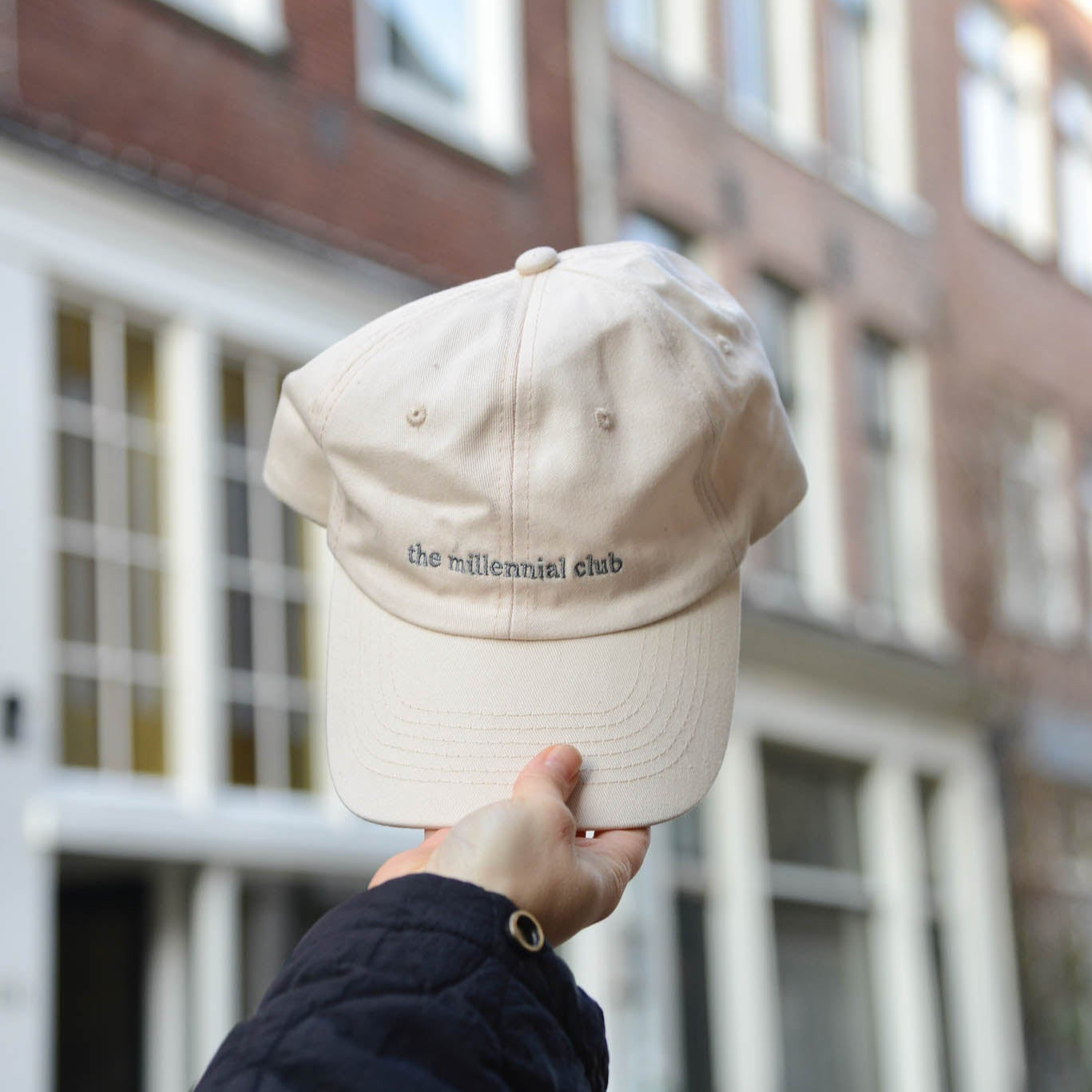 The Millennial Club cap - Beige